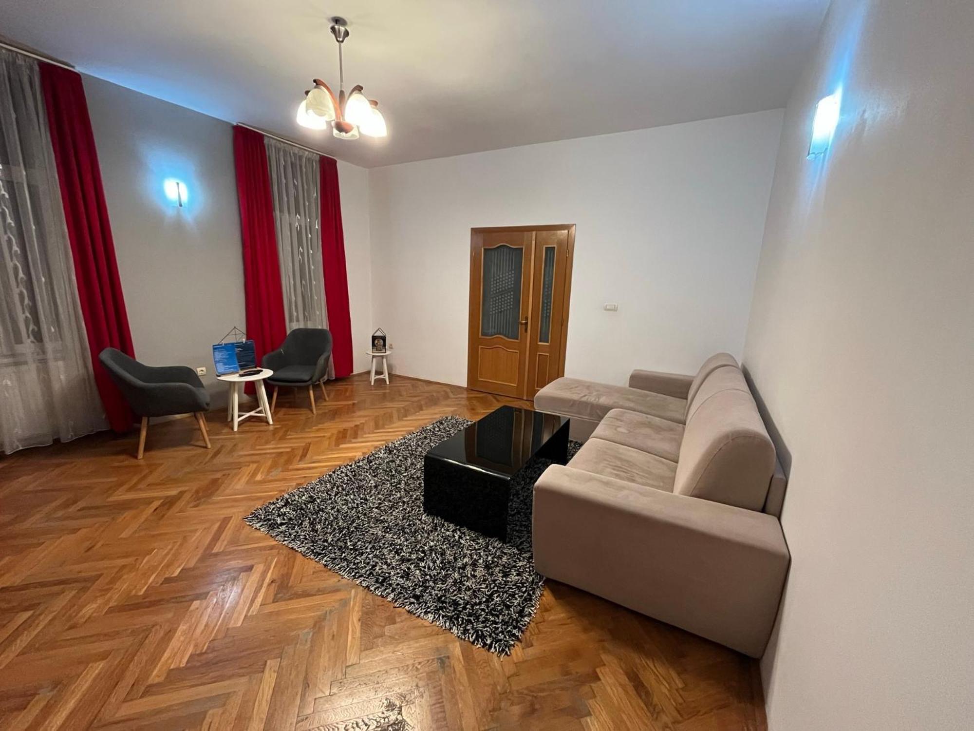 Schei Apartment 2 Брашов Екстериор снимка