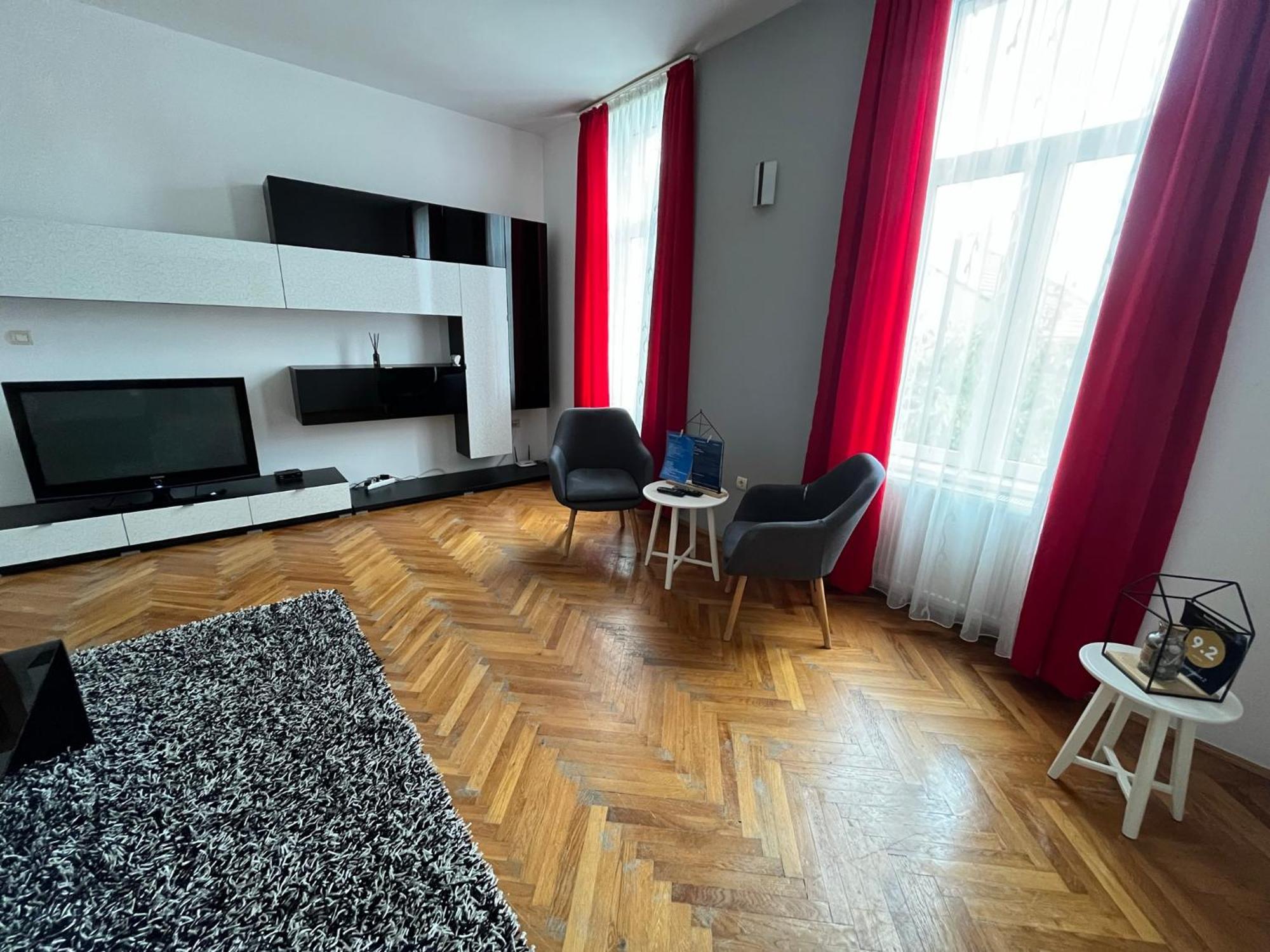 Schei Apartment 2 Брашов Екстериор снимка
