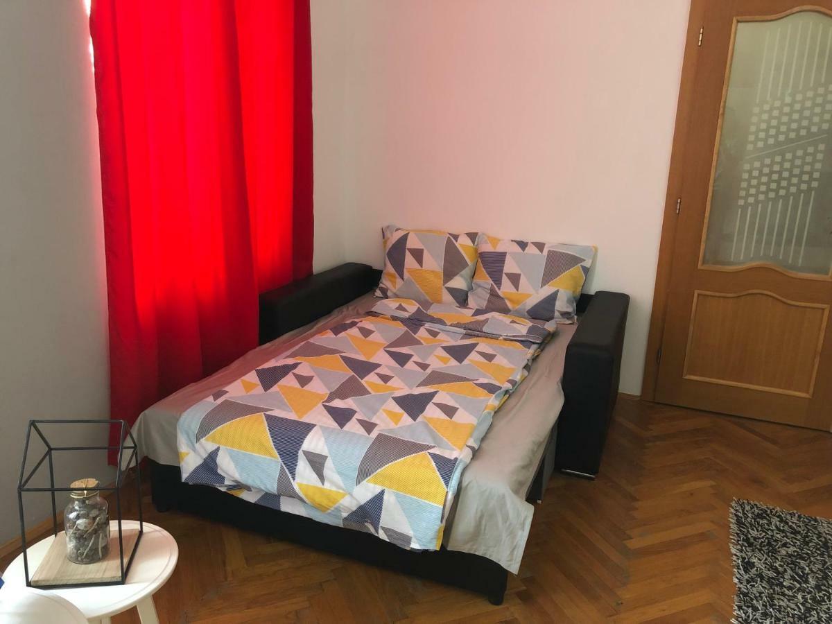 Schei Apartment 2 Брашов Екстериор снимка