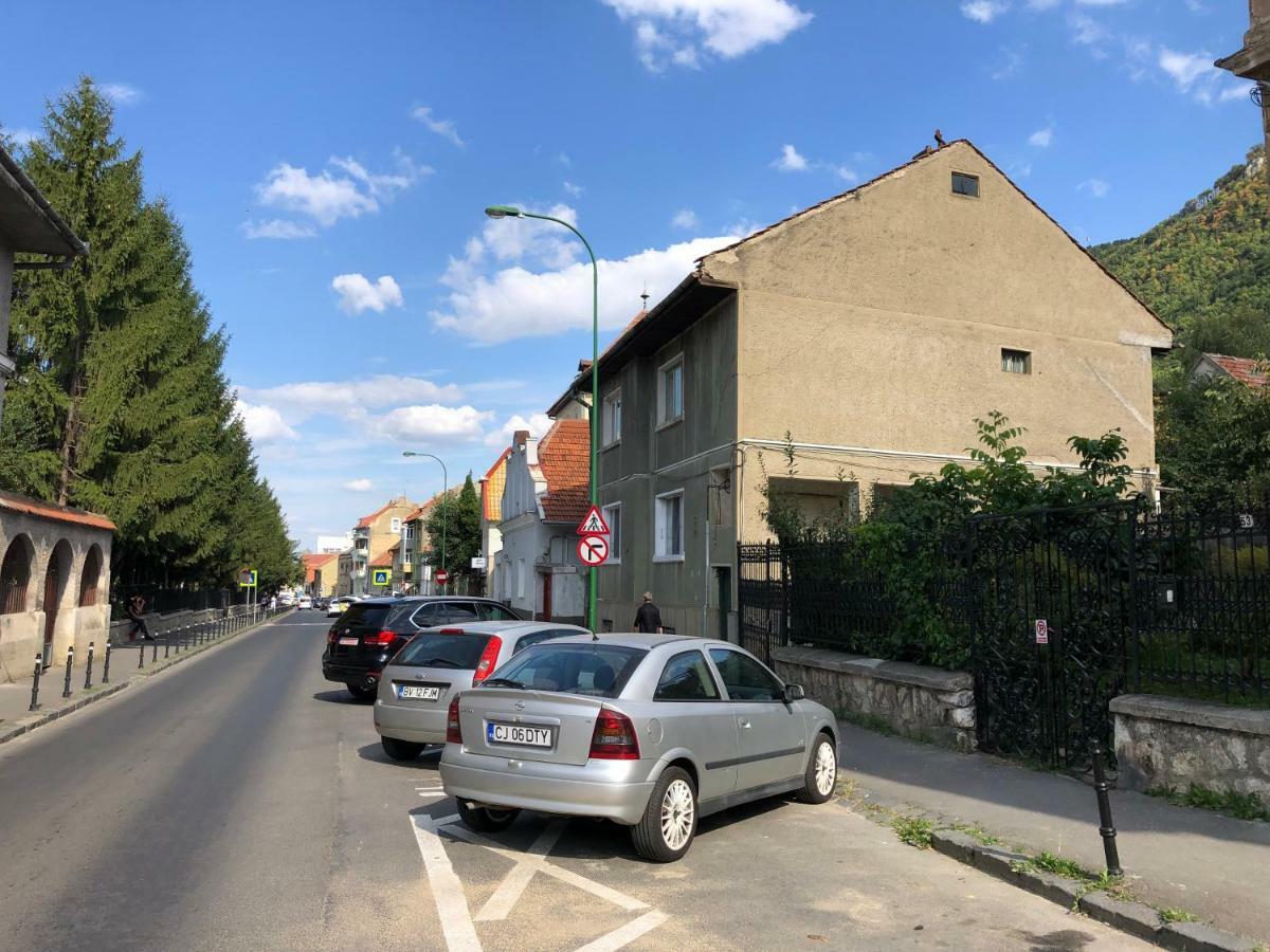 Schei Apartment 2 Брашов Екстериор снимка