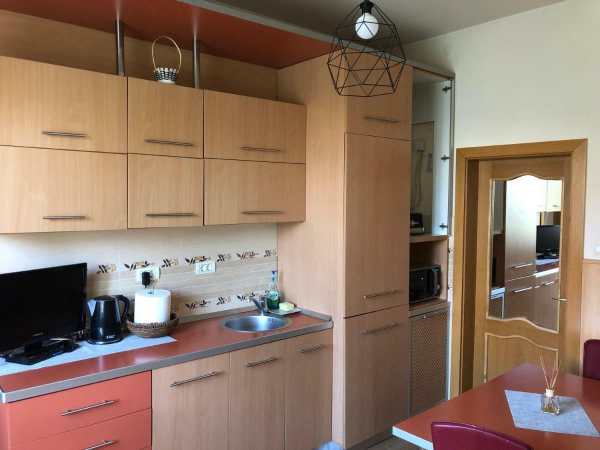 Schei Apartment 2 Брашов Екстериор снимка