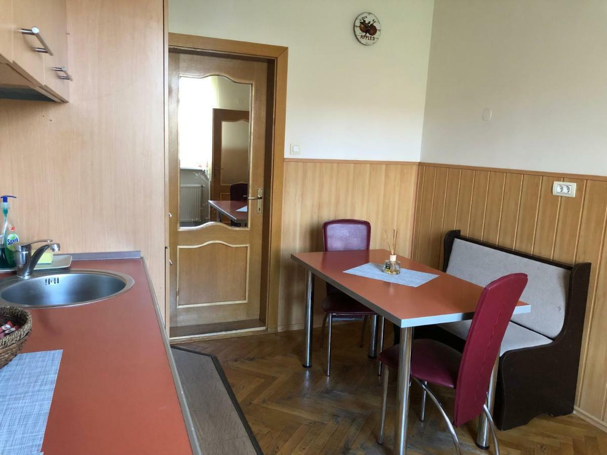 Schei Apartment 2 Брашов Екстериор снимка