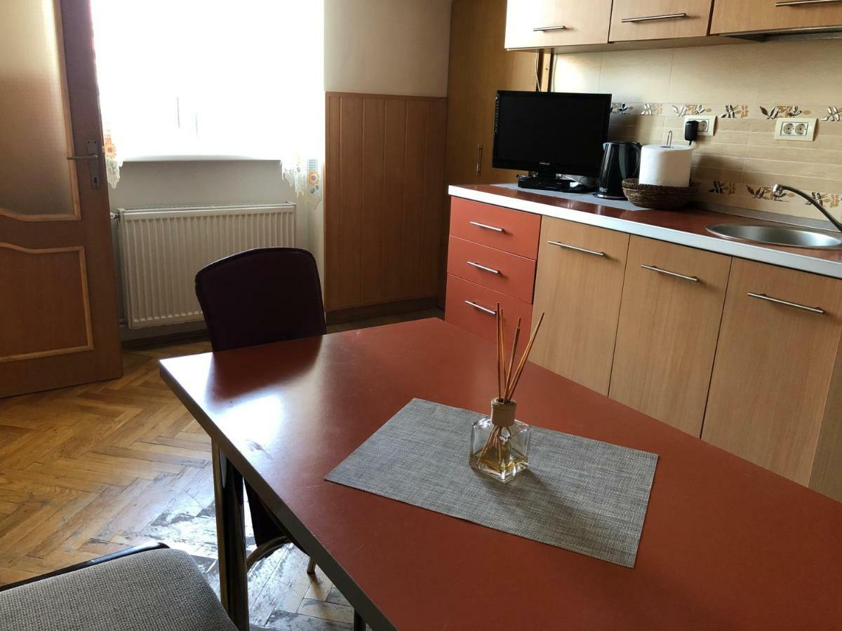 Schei Apartment 2 Брашов Екстериор снимка