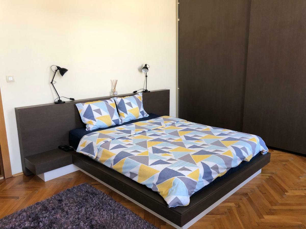Schei Apartment 2 Брашов Екстериор снимка