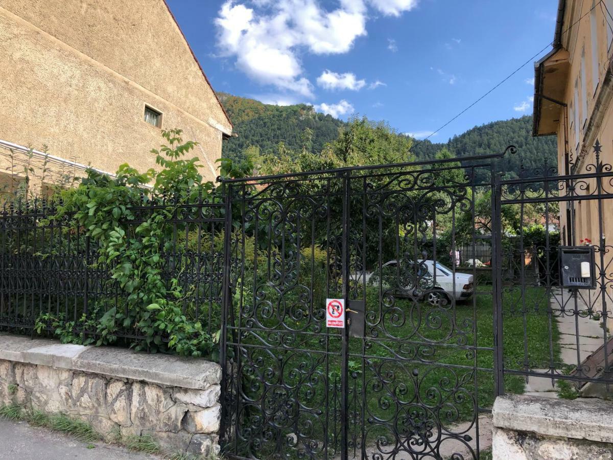 Schei Apartment 2 Брашов Екстериор снимка
